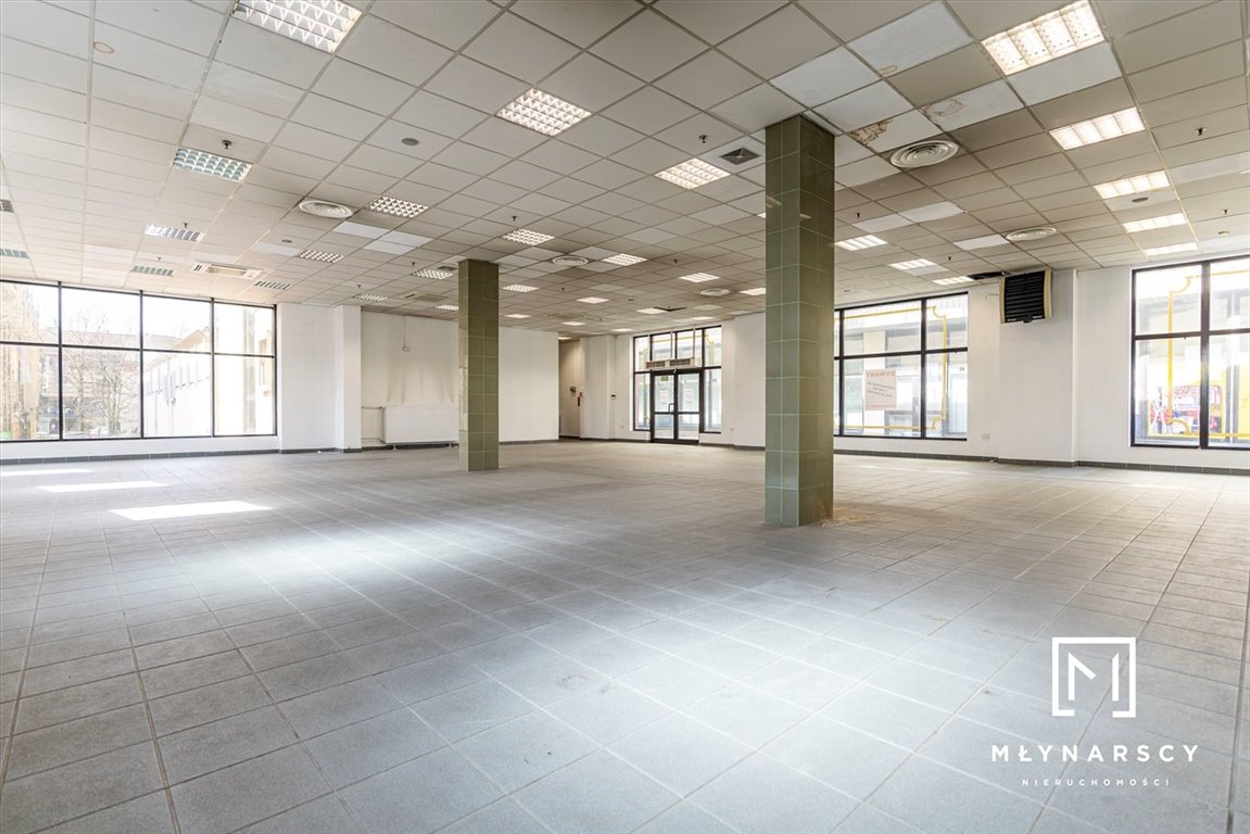 Lokal użytkowy na wynajem Bielsko-Biała, Centrum  270m2 Foto 1