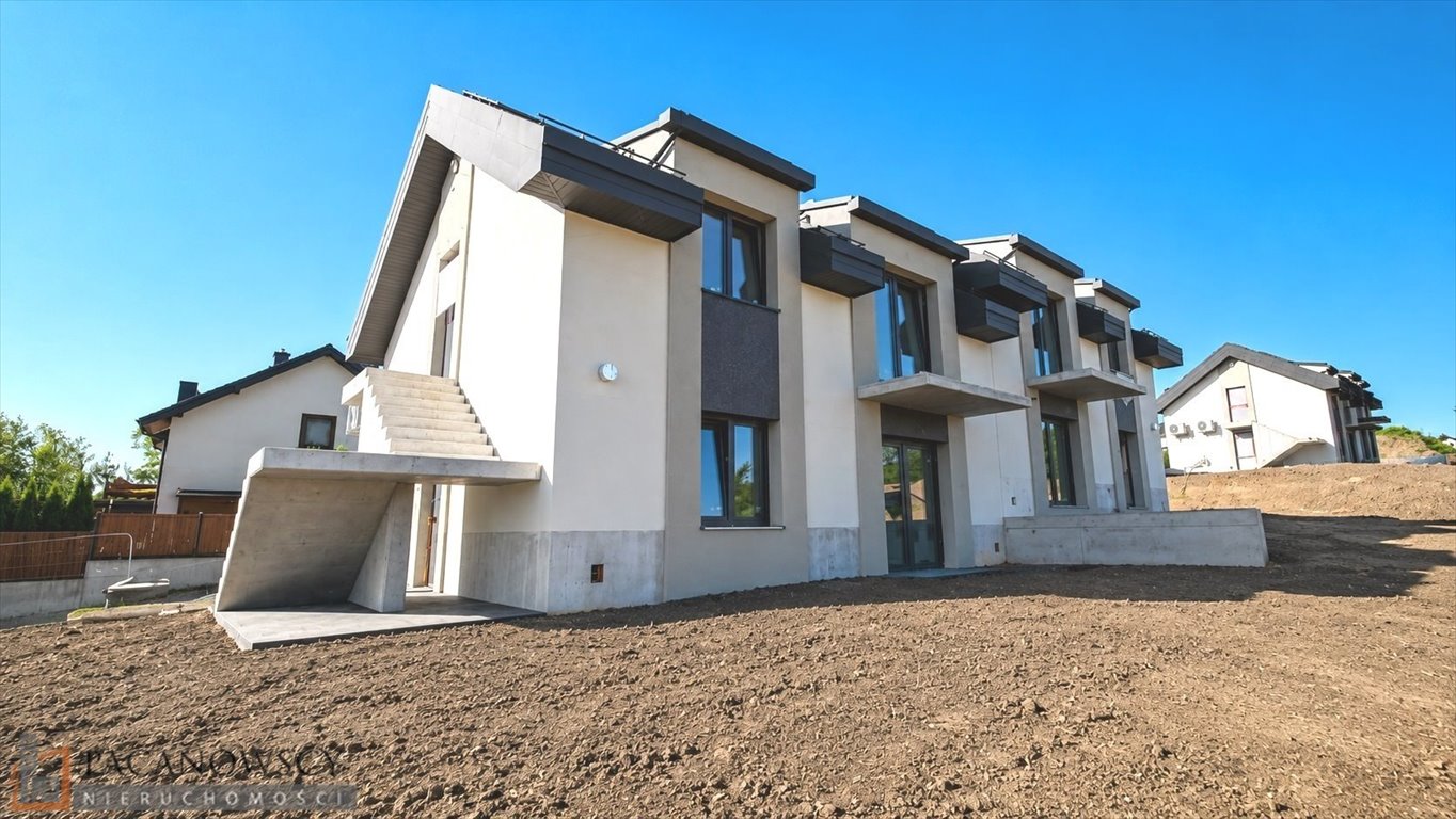 Polecam 4-pokojowe mieszkanie 66,28 m² z ogródkiem 106 m² w Bibicach Bibice  66m2 Foto 1