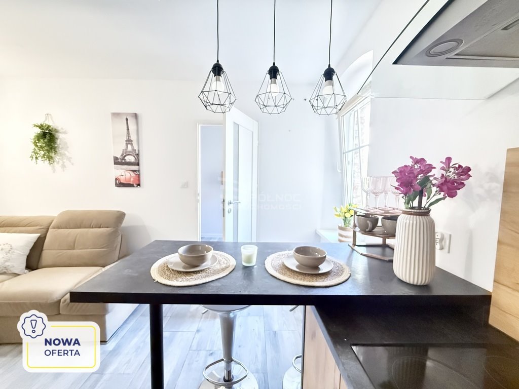 Mieszkanie dwupokojowe na sprzedaż Jelenia Góra, Józefa Piłsudskiego  37m2 Foto 1