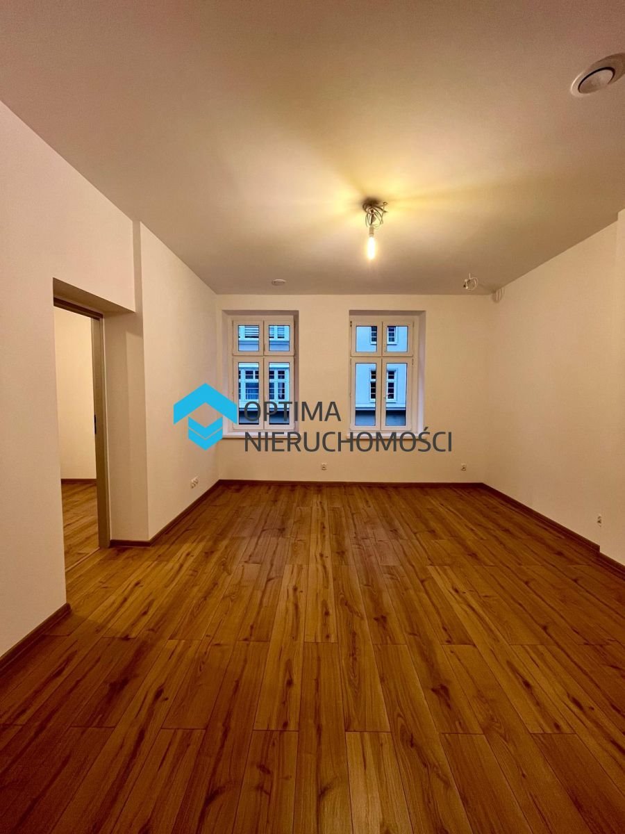 3-pokojowe mieszkanie po remoncie w centrum Jeleniej Góry - polecam! Jelenia Góra  52m2 Foto 1