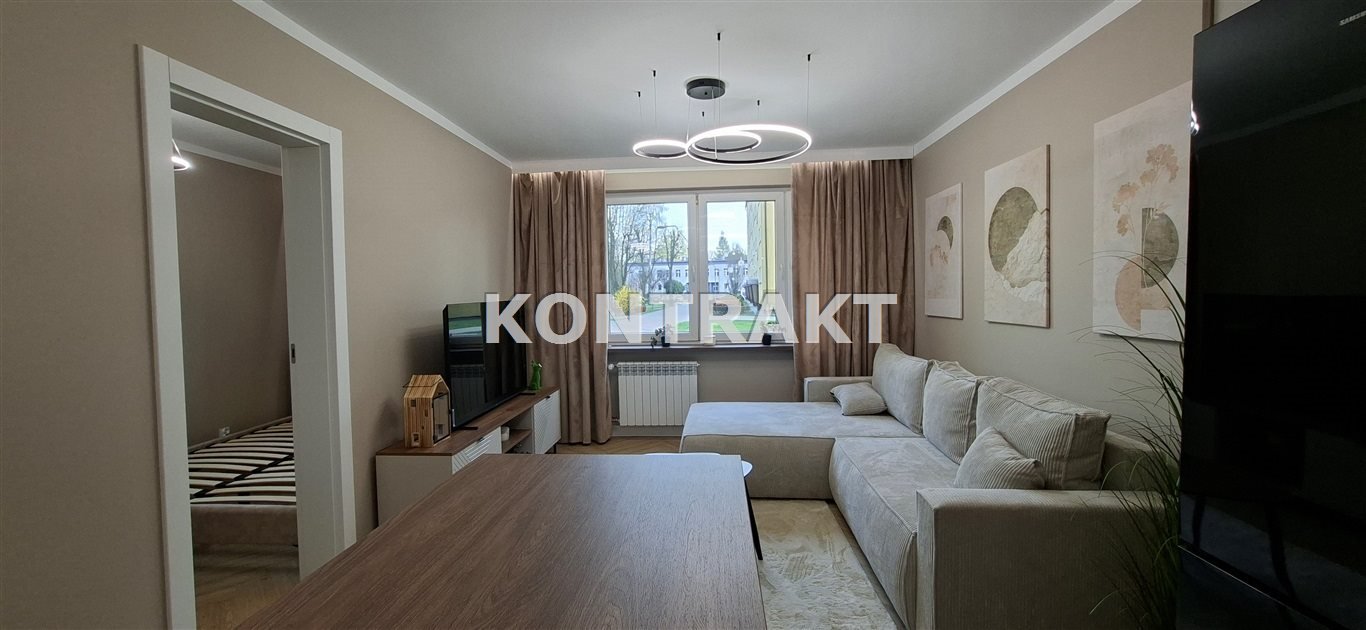 Komfortowe 4-pokojowe mieszkanie po remoncie, gotowe do wprowadzenia Oświęcim, Osiedle, Dąbrowskiego  56m2 Foto 1