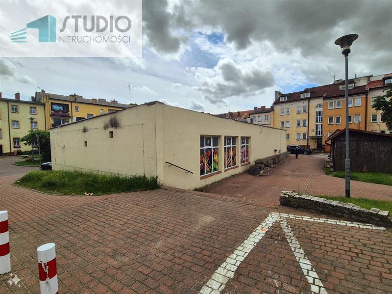 Lokal użytkowy na sprzedaż Karlino, Szymanowskiego  280m2 Foto 1