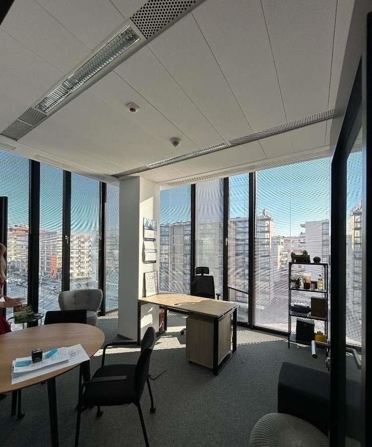 Lokal użytkowy na wynajem Warszawa, ul. Cybernetyki  135m2 Foto 1