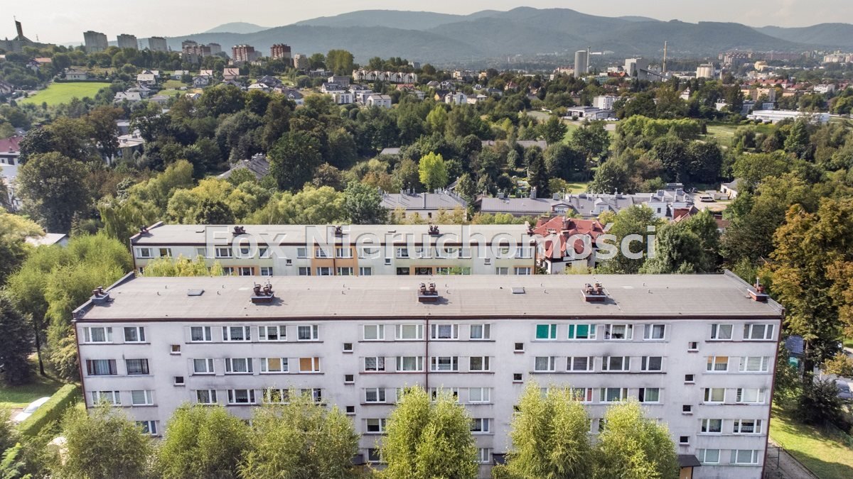 Mieszkanie trzypokojowe na sprzedaż Bielsko-Biała, Centrum  61m2 Foto 3