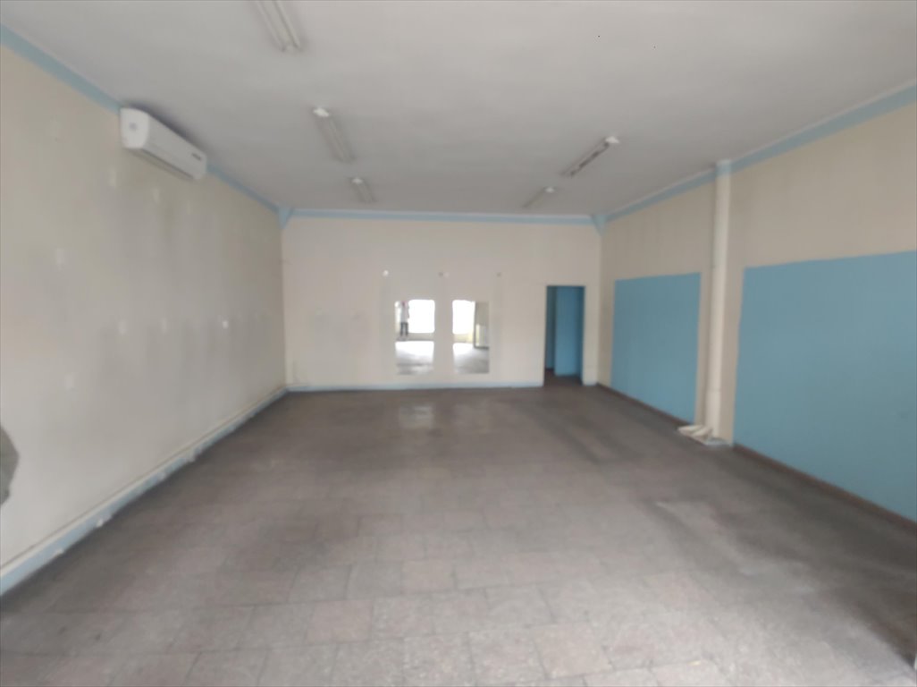 Lokal 60 m² z witrynami i klimatyzacją w centrum Rogoźna Rogoźno  60m2 Foto 1