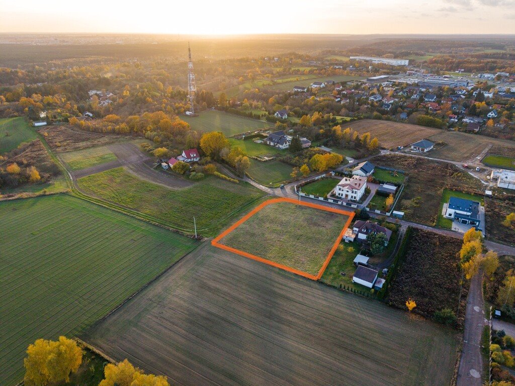 Działka 2790 m² z mediami, pod dom i inwestycję Bydgoszcz, Izerska  2 790m2 Foto 1