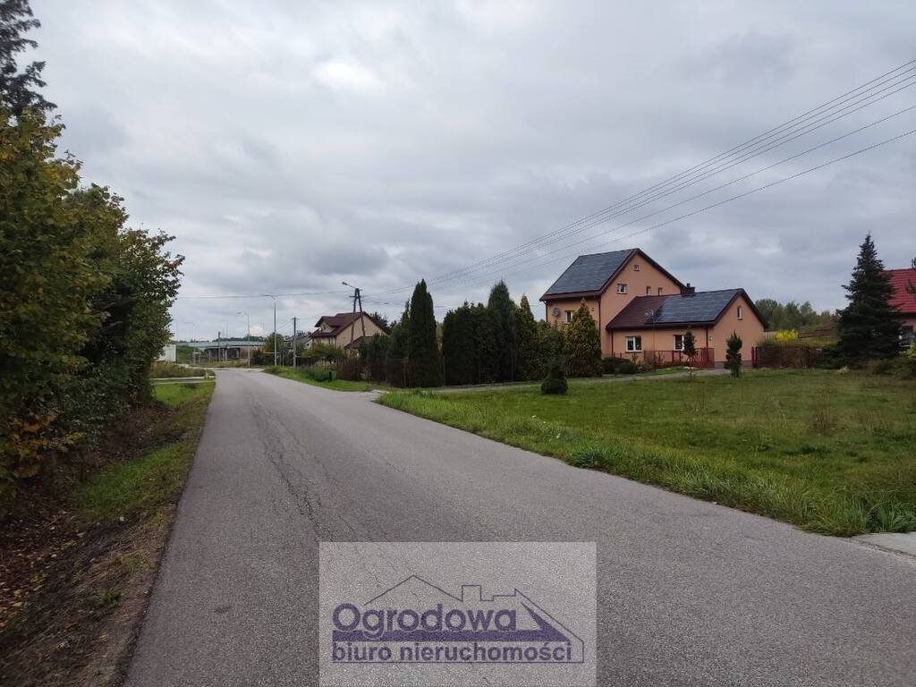 Działka budowlana na sprzedaż Olesin  886m2 Foto 1