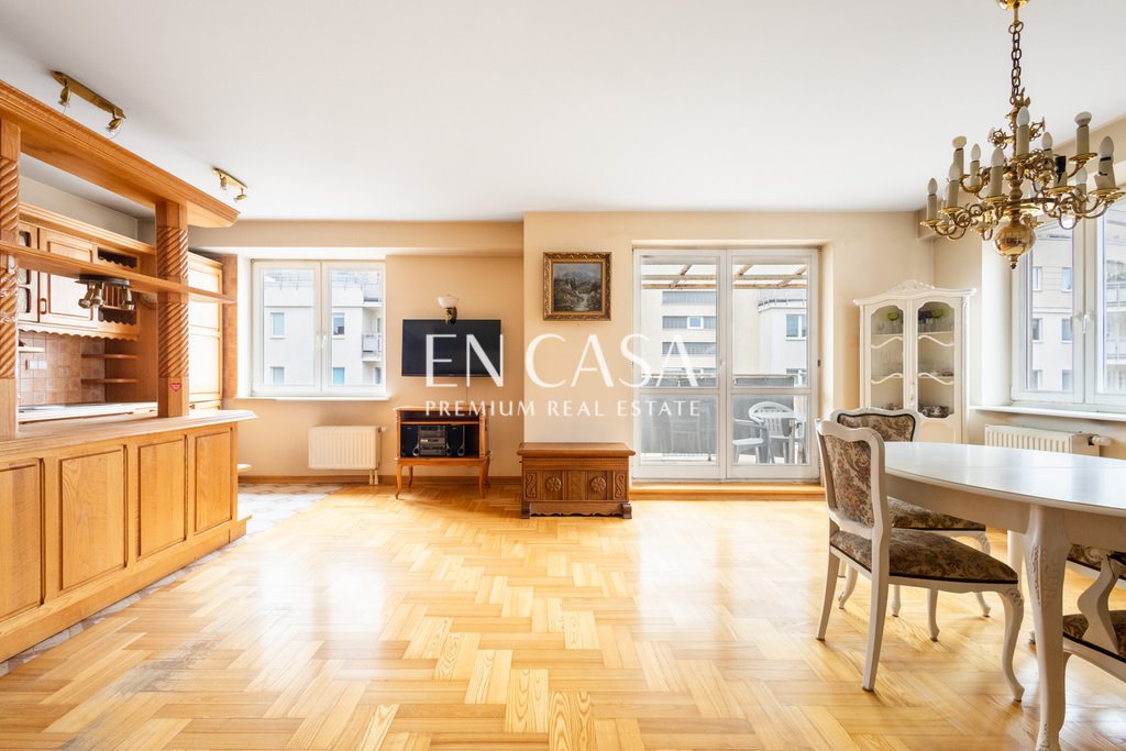 Przestronne 4-pokojowe mieszkanie 122 m² z balkonem i garażem Warszawa, Ochota, Szczęśliwice  122m2 Foto 1