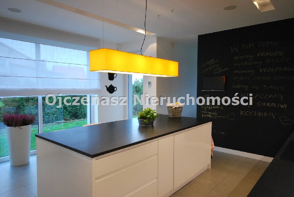 Przestronna rezydencja 386 m² z pięknym ogrodem 3646 m² Tryszczyn  386m2 Foto 1