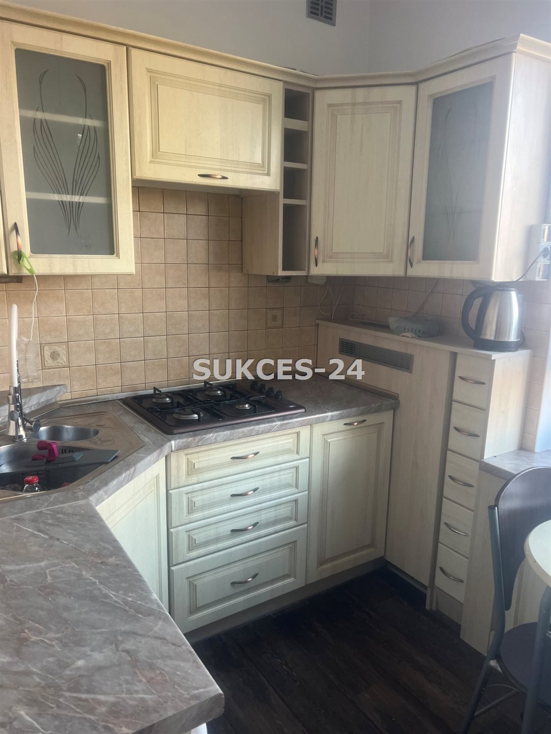 Kawalerka 36 m2 z balkonem, ciche osiedle, zielona okolica Kraków, Nowa Huta, Os. Słoneczne  36m2 Foto 1