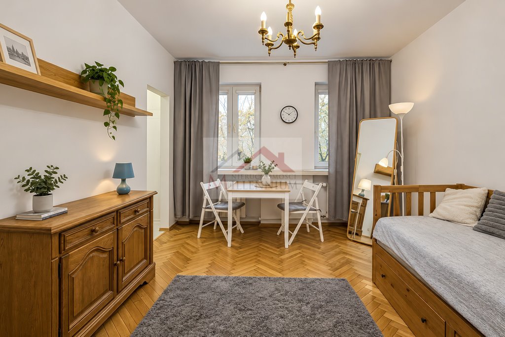 Na wynajem kawalerka 23 m² w kamienicy na Starej Ochocie Warszawa, Ochota, Sękocińska  23m2 Foto 1