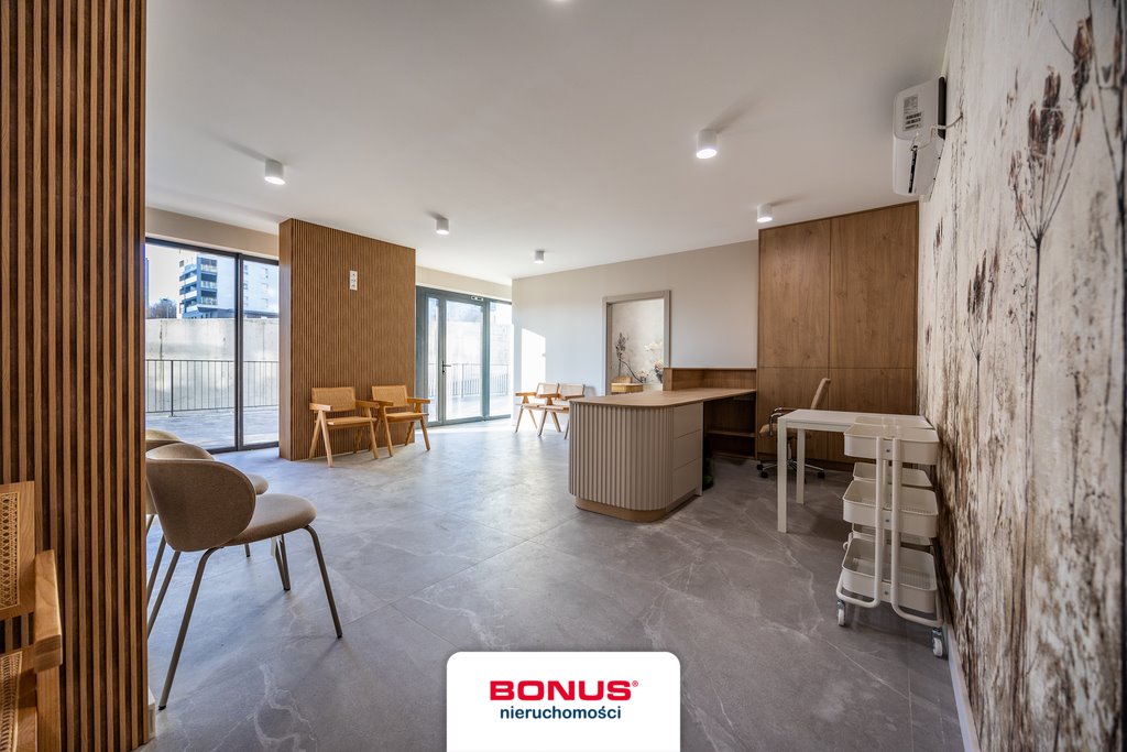 Lokal medyczny 122m2 w North Park z miejscami garażowymi Lublin, Czechów  122m2 Foto 1