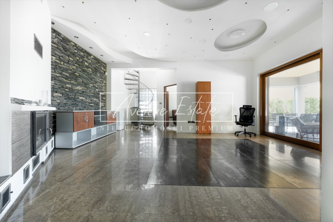 Zapraszam do domu 442 m² z potencjałem inwestycyjnym w Warszawie Warszawa, Włochy, Bolesława Gidzińskiego  442m2 Foto 1