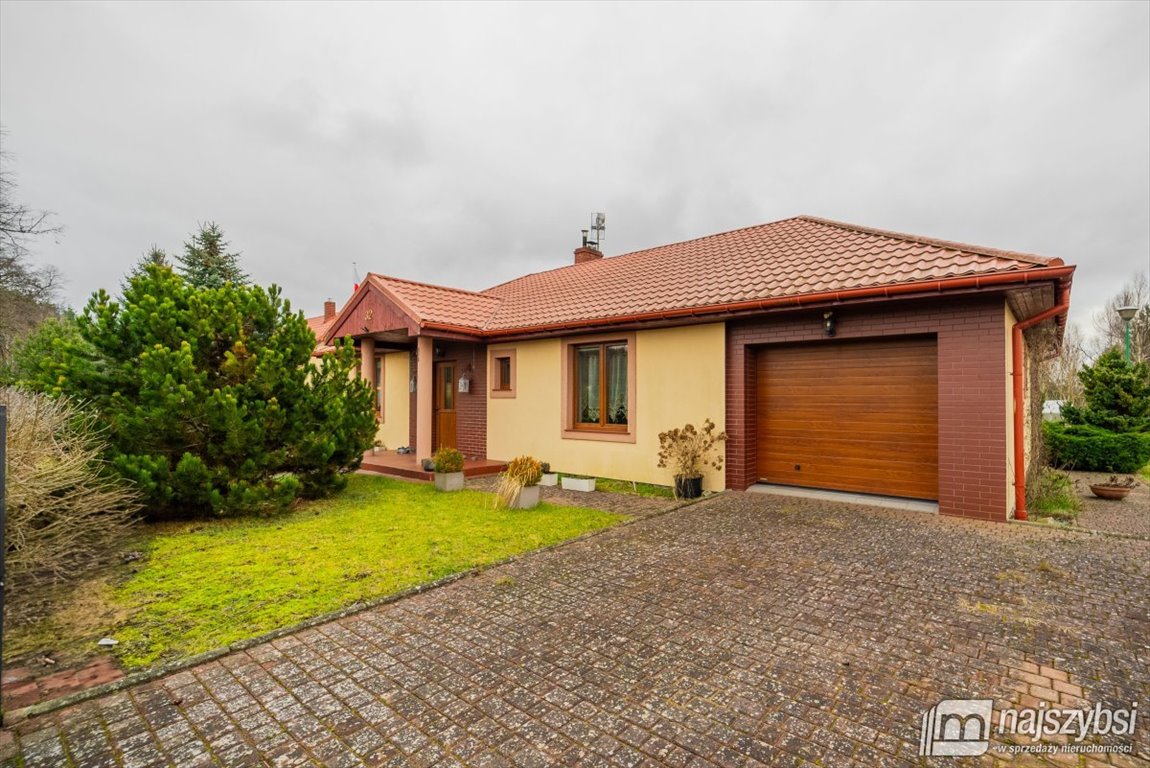 Urokliwy dom 135 m2 z ogrodem i garażem w Czertyń Ińsko, Czertyń  135m2 Foto 1