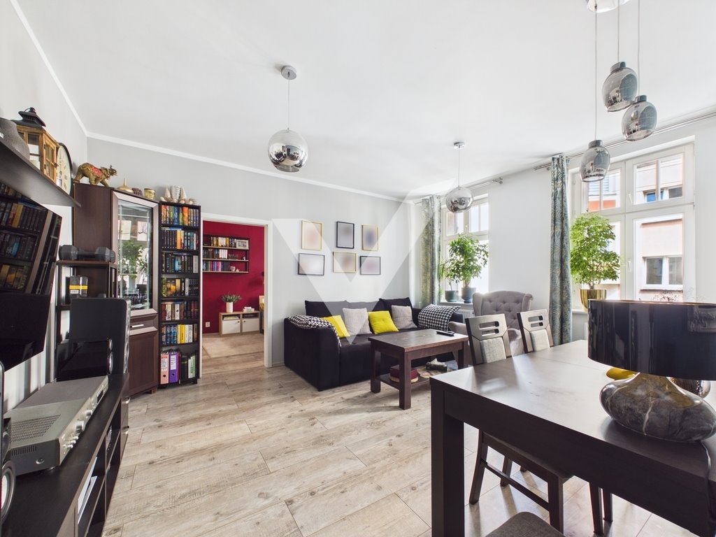 Na sprzedaż przestronne 2-pokojowe mieszkanie 43 m² w kamienicy Bydgoszcz, Szwederowo, Sieroca  43m2 Foto 1