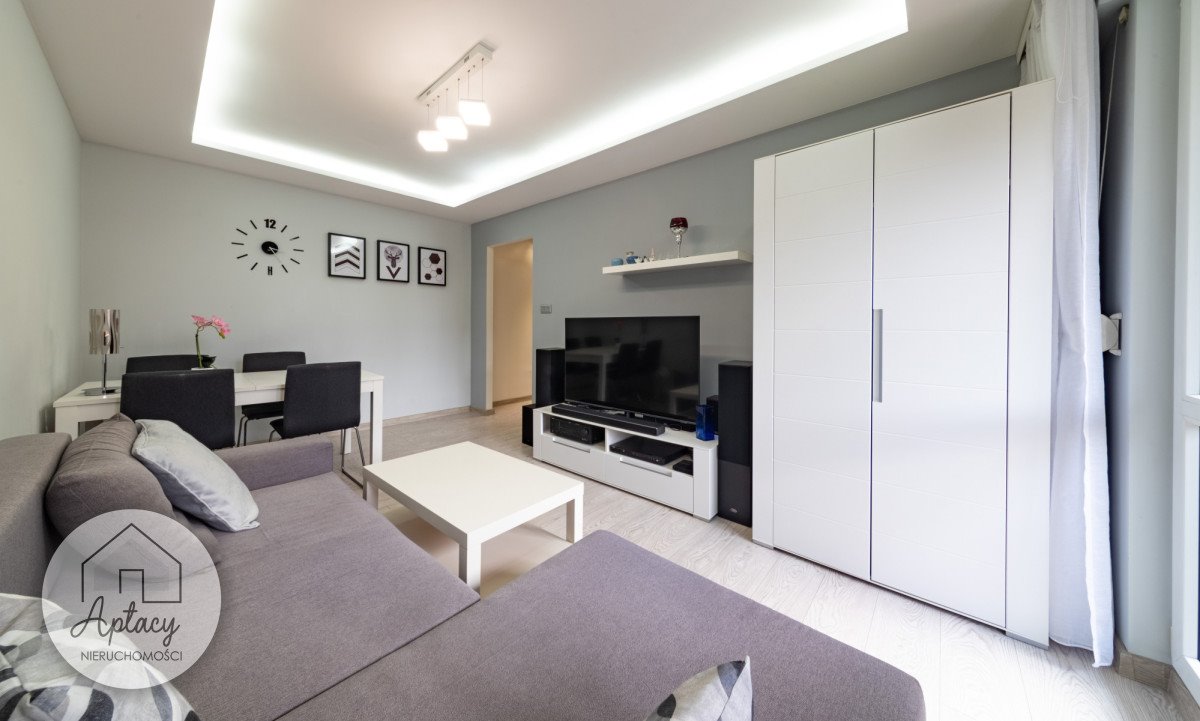 Przestronne 3-pokojowe mieszkanie po remoncie z balkonem i miejscem parkingowym Poznań, Rataje  47m2 Foto 1