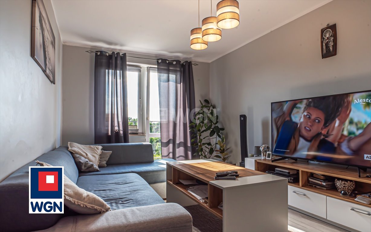 Na sprzedaż przestronne 4-pokojowe mieszkanie 77,59 m² z działką 600 m² w Świętoszowie Świętoszów, Husarska  78m2 Foto 1
