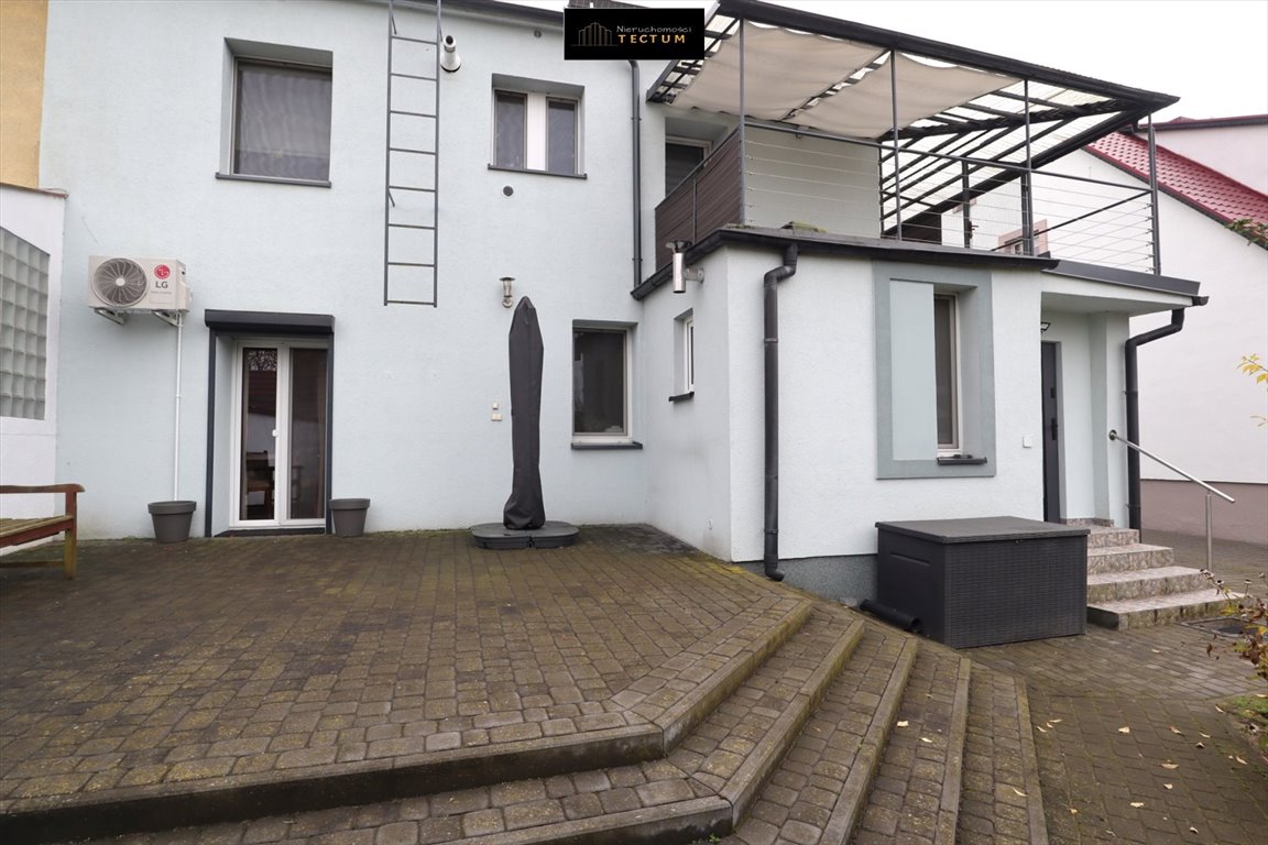 Dom z duszą nad jeziorem w Szamocinie, 5 pokoi Szamocin  140m2 Foto 1