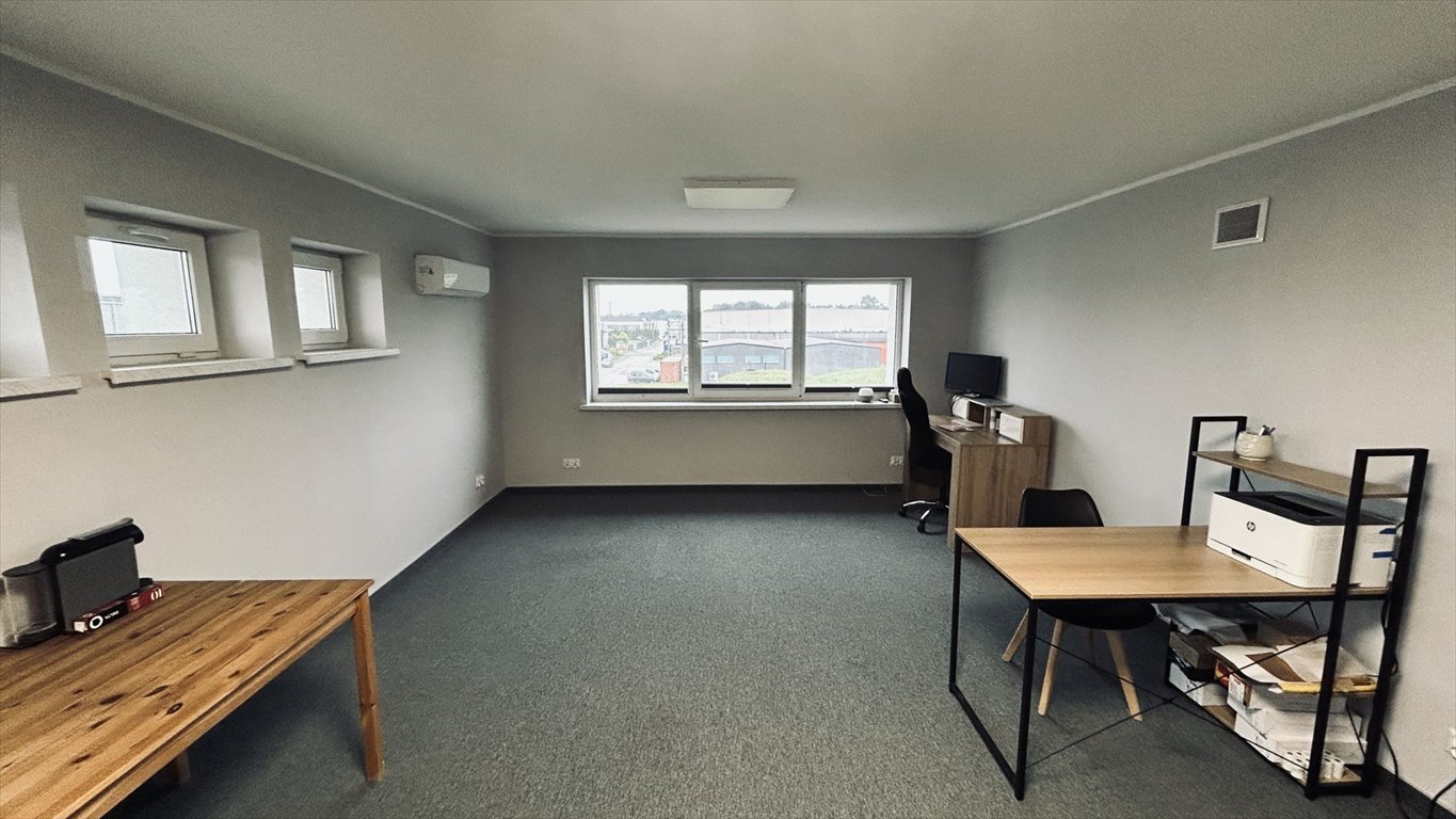 Nowoczesne biuro 45,4 m² z 2 pokojami, szybki dostęp Niepołomice, Niepołomice  45m2 Foto 1