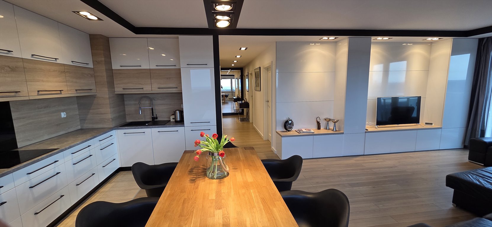 Apartament z widokiem na zatokę, 4 pokoje, 14. piętro Gdańsk, Morena, Piecewska 33  100m2 Foto 1