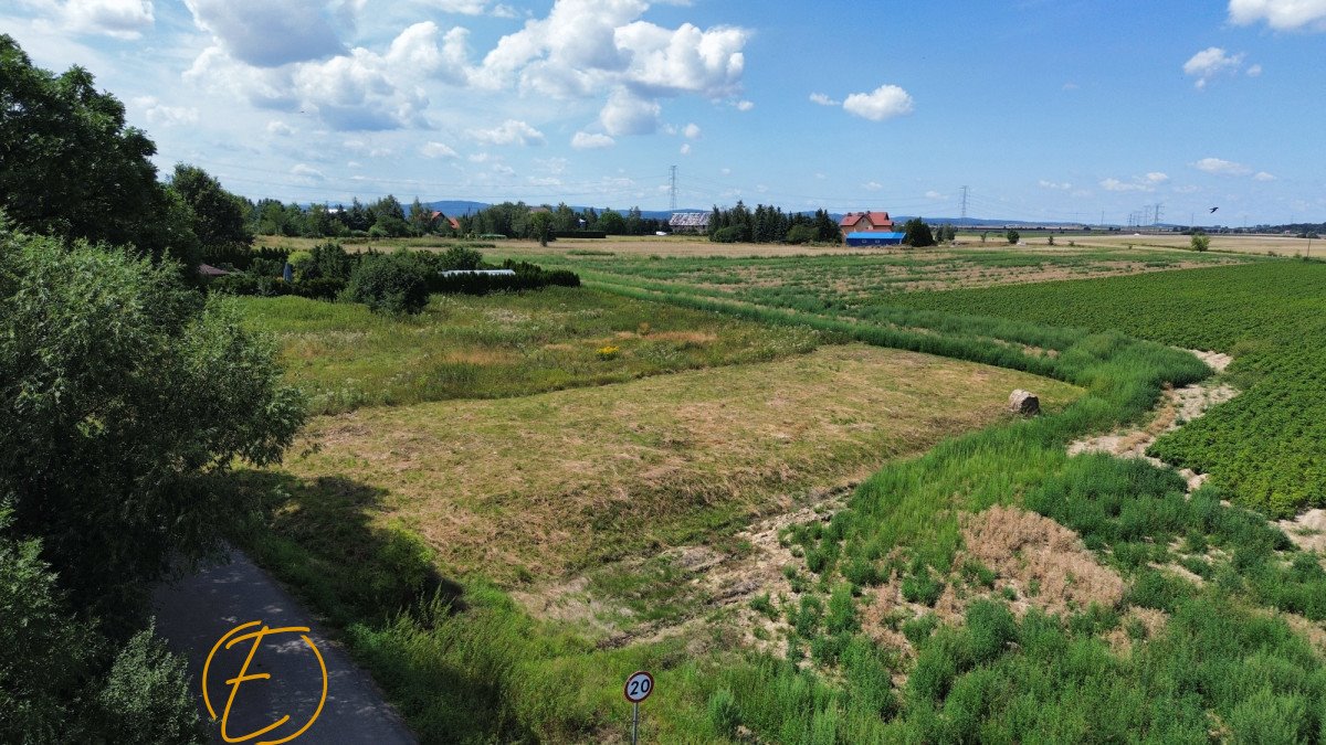 Działka budowlana na sprzedaż Legnica  1 000m2 Foto 1