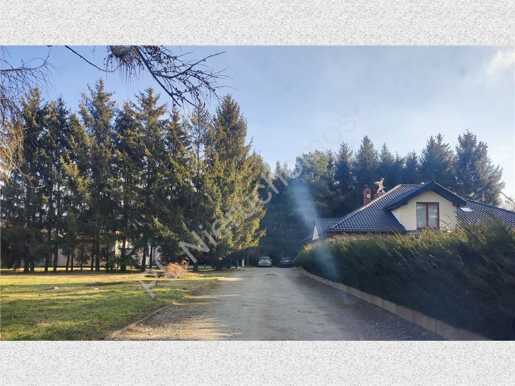 Działka budowlana 1000 m² w Jankach (media przy działce) Janki  1 000m2 Foto 1