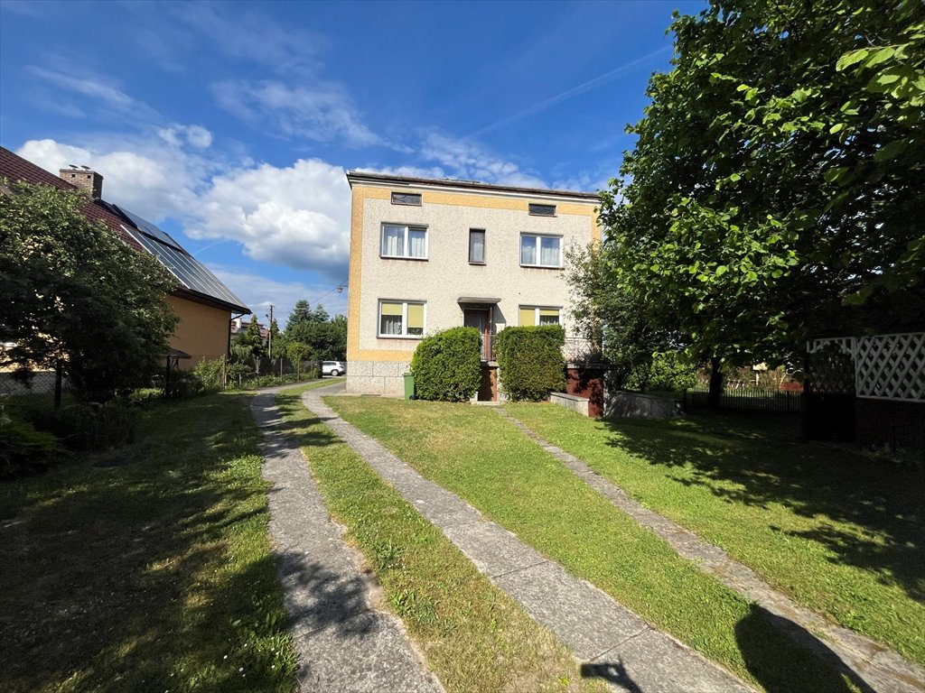 Sprzedam dom z dużą działką i potencjałem w Brandwicy Brandwica  141m2 Foto 1
