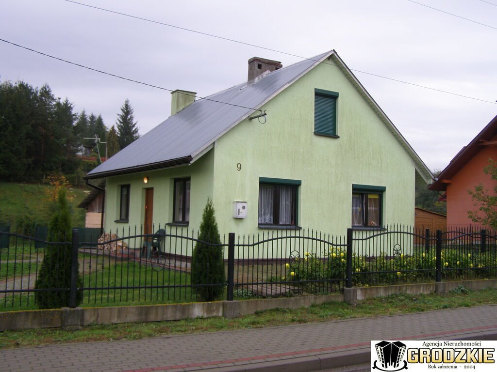 Urokliwy domek 63 m² z ogrodem i garażami - polecam! Makowa  63m2 Foto 1