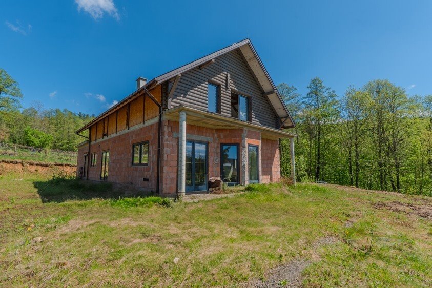 Unikalny dom z 3 niezależnymi lokalami i 70 ar działki Brenna, Barujec  301m2 Foto 1