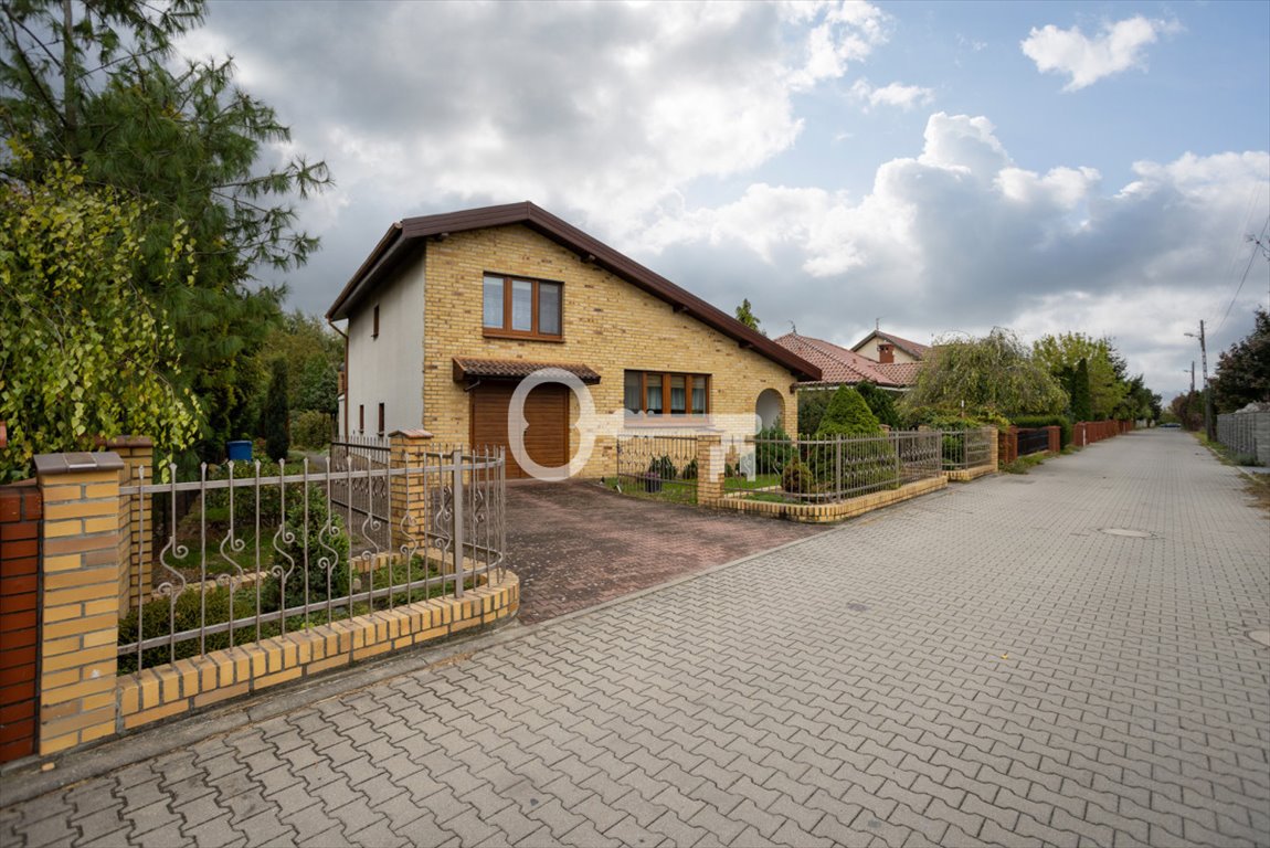 Zapraszam do obejrzenia komfortowego domu z dużym ogrodem w Poznaniu Poznań, Uprawna  128m2 Foto 1