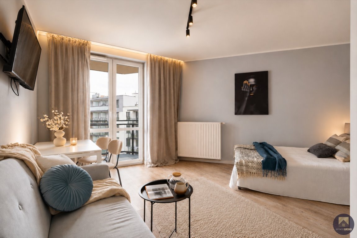 Polecam nowoczesną kawalerkę 28 m² z balkonem w Włochach Warszawa, Włochy, Wiktoryn  28m2 Foto 1