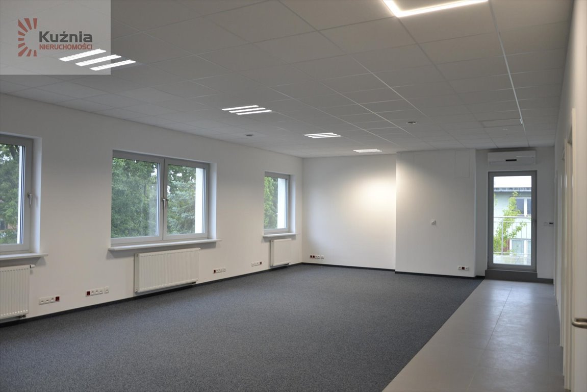 Biuro 260 m² w nowoczesnym budynku klasy A na Bielanach Warszawa, Bielany, Burleska  260m2 Foto 1