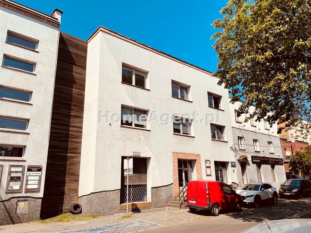 Kamienica biurowa z potencjałem, 1004 m2, dochodowa Katowice, Wełnowiec  1 004m2 Foto 1