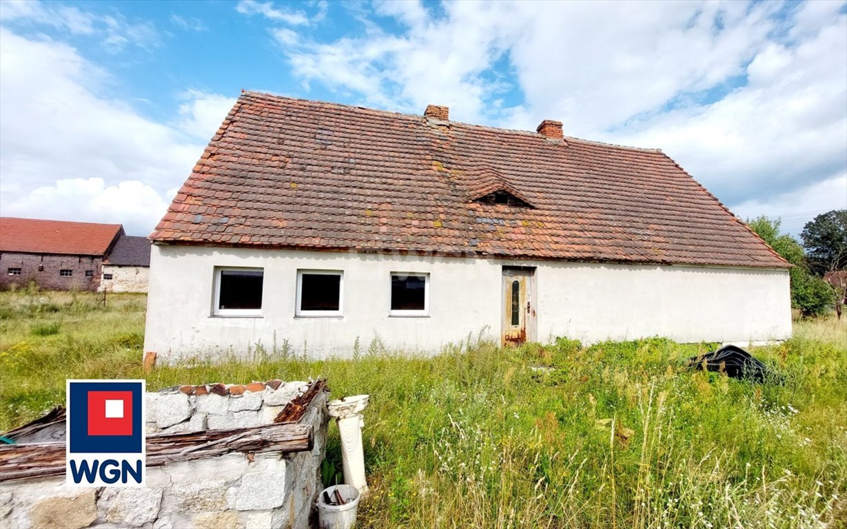Sprzedam dom z potencjałem i lokalem użytkowym w Czernej Czerna, Czerna  129m2 Foto 1