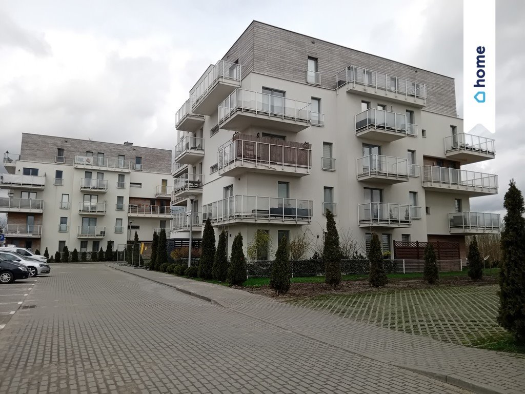 Mieszkanie dwupokojowe na sprzedaż Rumia, Jeziorna  44m2 Foto 1
