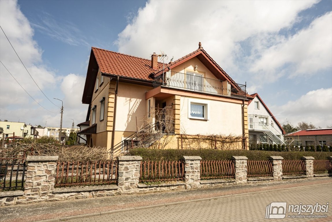 Dom z funkcją usługową, 228 m2, ogród 441 m2 Świdwin, Centrum  228m2 Foto 1