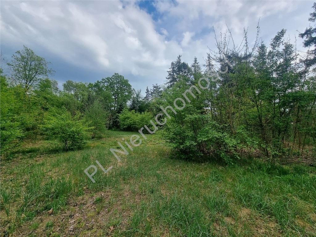 Polecam działkę 1025 m² z mediami, blisko WKD Otrębusy Otrębusy  1 025m2 Foto 1