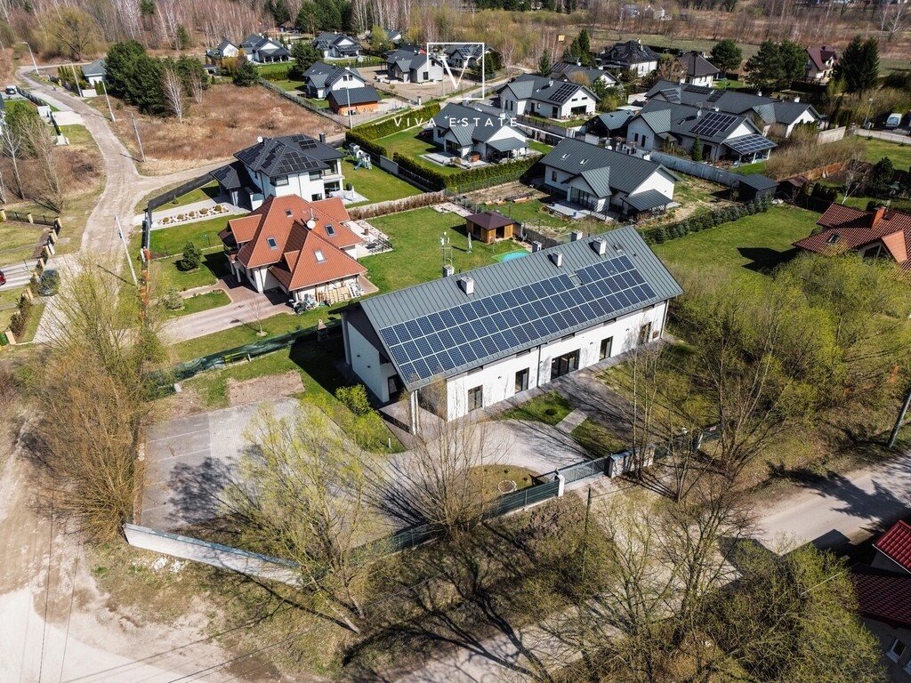 Dom na sprzedaż Tomice  630m2 Foto 1