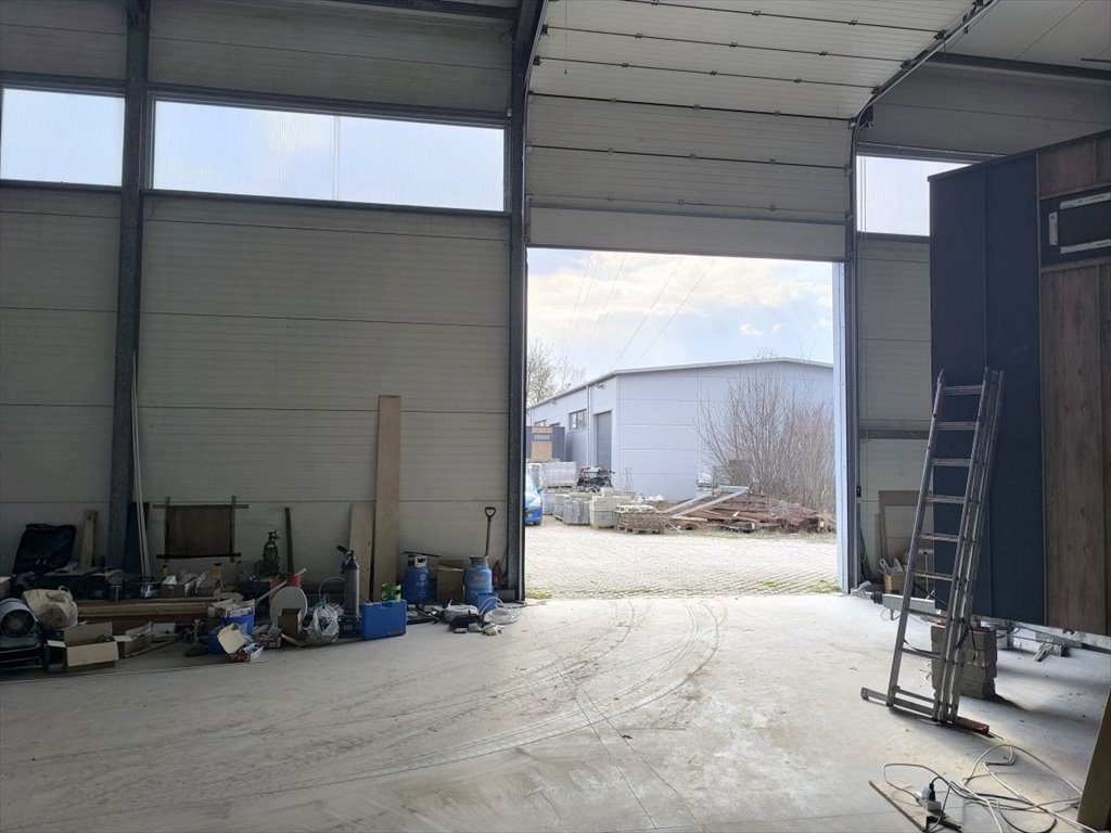 Magazyn 350m² z wysoką halą i rozładunkiem z poziomu 0 Katowice  350m2 Foto 1