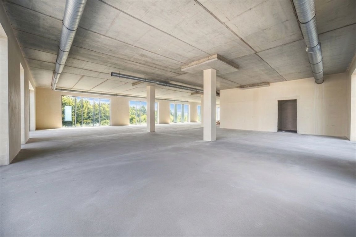 Nowoczesne biuro 530 m² w Zabrzu - energooszczędne rozwiązania Zabrze, Ziemska  530m2 Foto 1