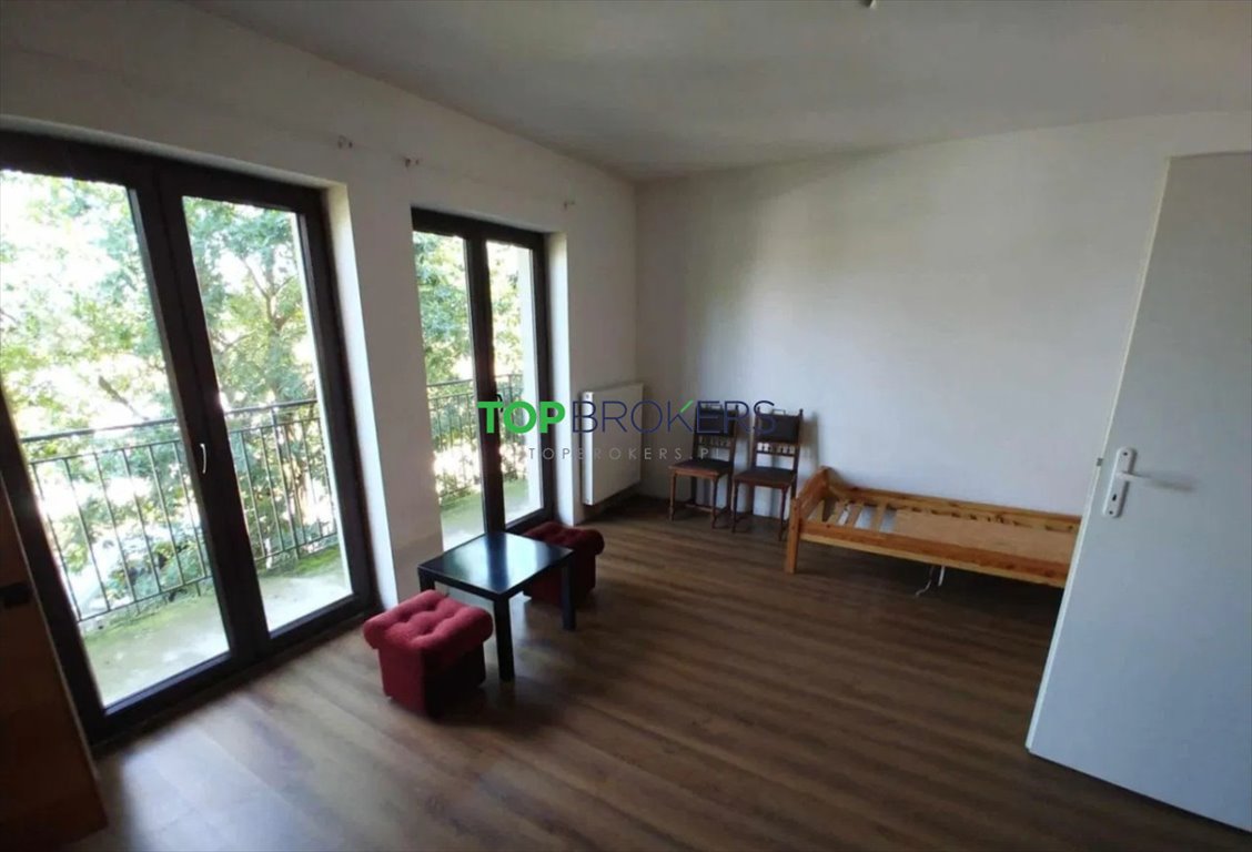Dom 360 m² z 2016 r. - 10 pokoi - gotowy do wprowadzenia: Michałów-Grabina