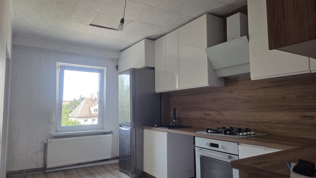 Mieszkanie trzypokojowe na sprzedaż Brzeg, Łokietka  114m2 Foto 1