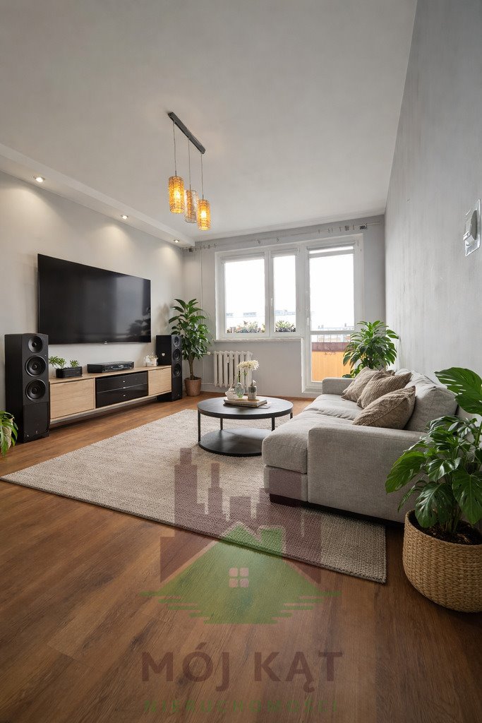 Na sprzedaż przestronne 3-pokojowe mieszkanie 60 m² w Łaziskach Łaziska Górne, Łaziska Średnie, os. Kościuszki  60m2 Foto 1
