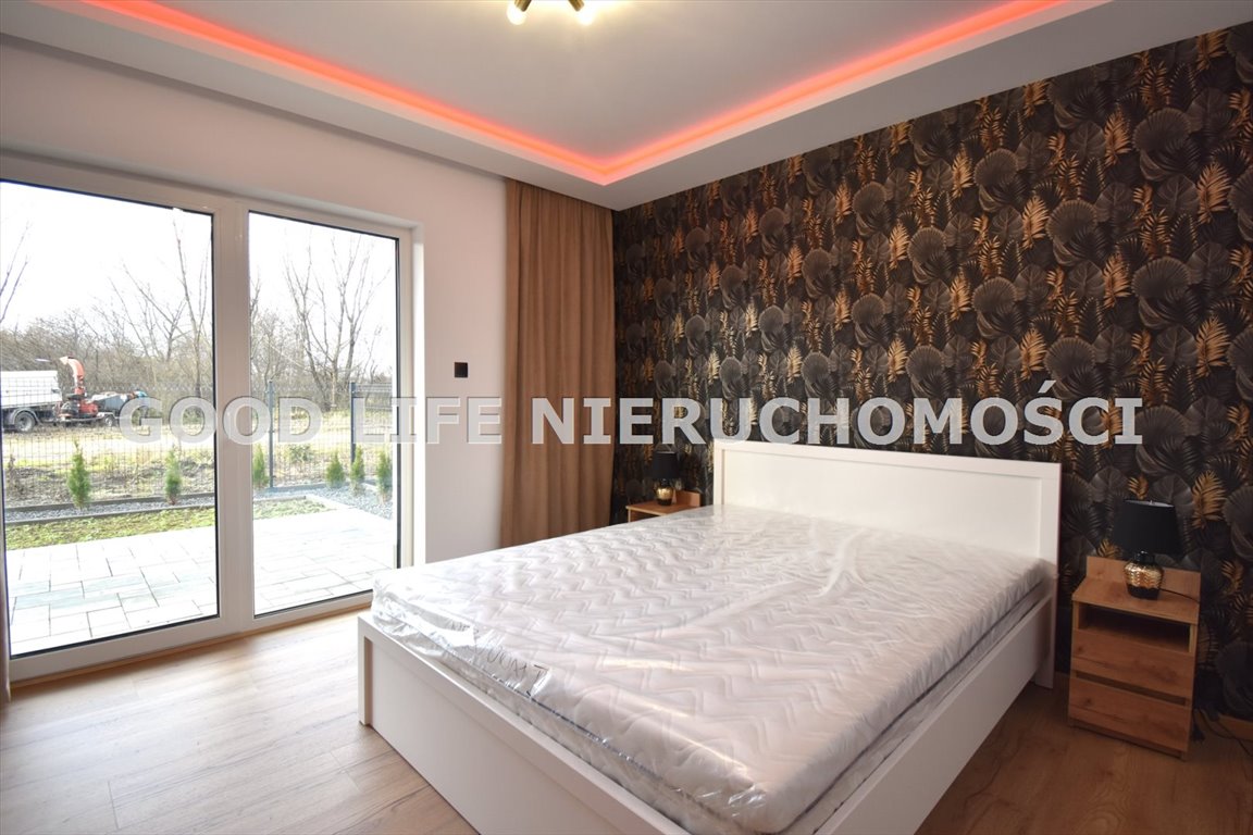 Mieszkanie czteropokojowe  na wynajem Rzeszów, Zalesie, Forsycji  70m2 Foto 3