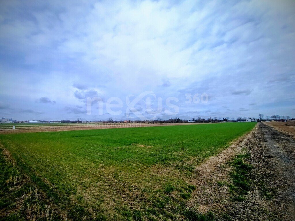 Działka budowlana 977 m² z mediami i warunkami zabudowy. Świerzna  977m2 Foto 1