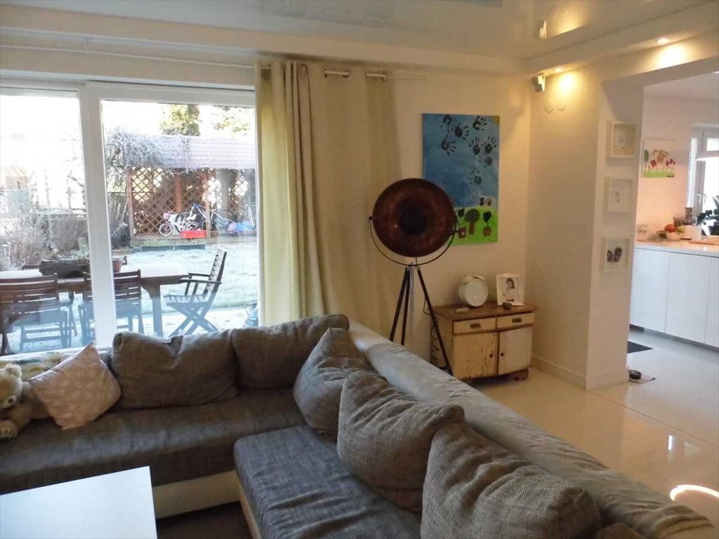 Komfortowy dom 240 m2 po remoncie, ogród, garaż, balkon Dzierżoniów  240m2 Foto 1