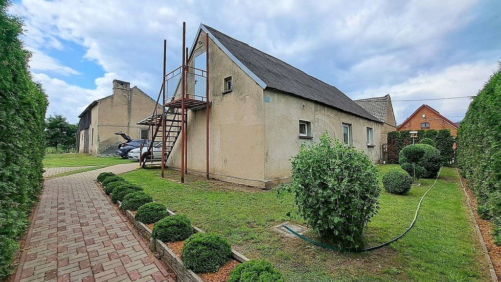 Urokliwe gospodarstwo 1,68 ha z domem i zabudowaniami zapraszam Podlesie  9 318m2 Foto 1