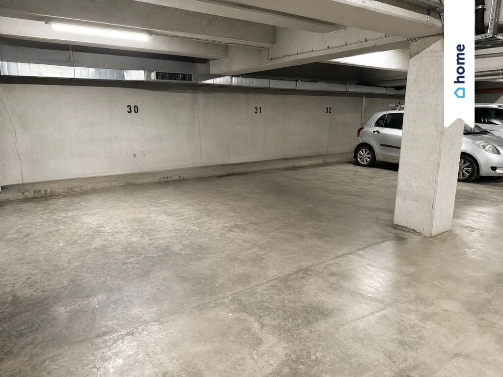 Garaż podziemny 13 m² w Rzeszowie (podgrzewany, blisko Dąbrowskiego) Rzeszów, Jarosława Dąbrowskiego  13m2 Foto 1