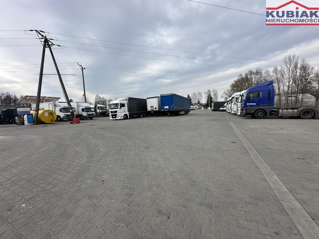 Zapraszam do wynajęcia 3000 m² parkingu z monitoringiem w Chrzanowie Chrzanów Duży  3 000m2 Foto 1