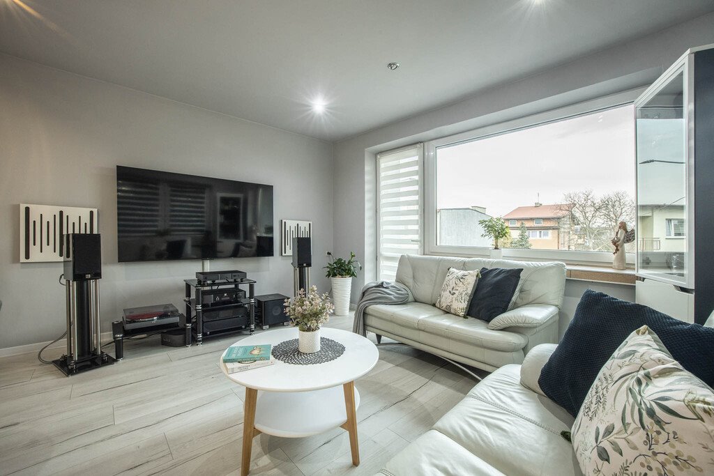 Solidny dom 144 m² z potencjałem, 2 piętra, garaż Zduńska Wola, Jana Onufrego Zagłoby  144m2 Foto 1